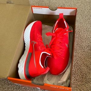Brand new Nike React Infinity Run - Size 6 (feels like size 5)